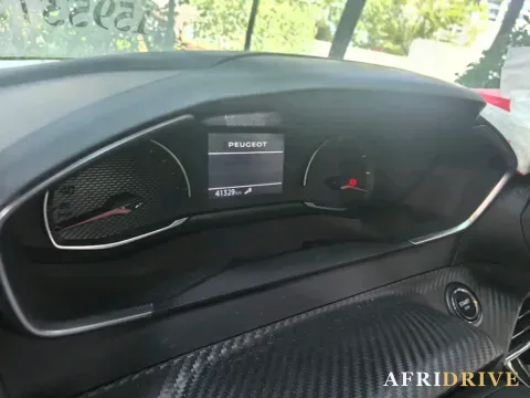 2022 Peugeot 2008 7