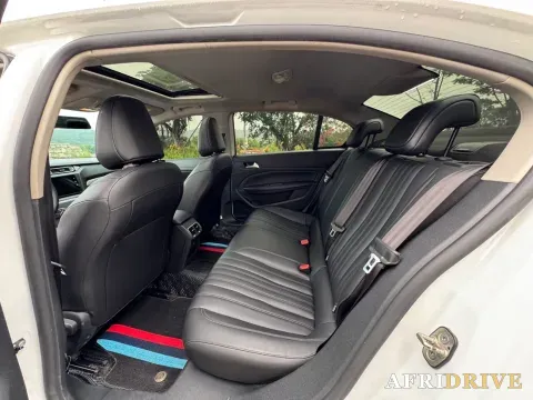 2019 Peugeot 408 6