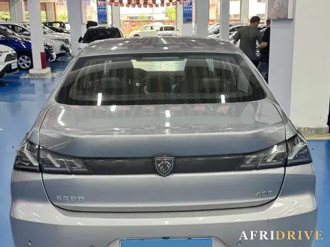 2024 Peugeot 408 5