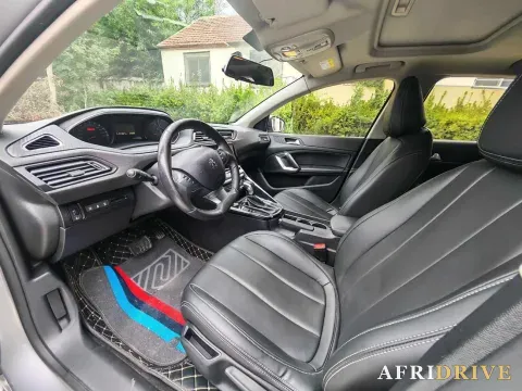 2018 Peugeot 308 6