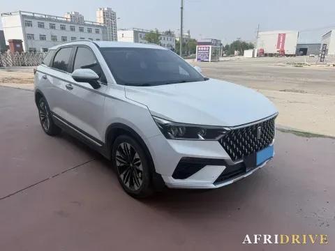 2021 Bestune T77 2