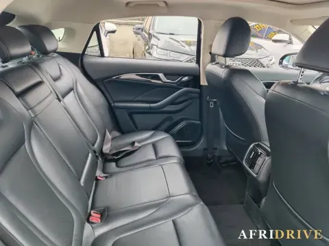 2021 Bestune B70 7