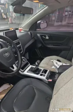 2019 Bestune X40 8