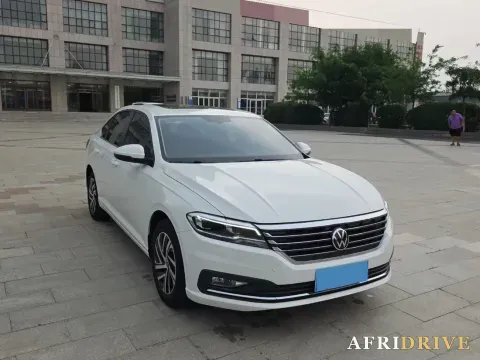 2022 Bestune B70 3