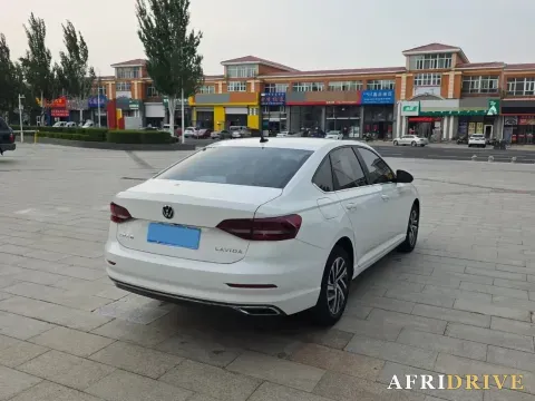 2022 Bestune B70 7