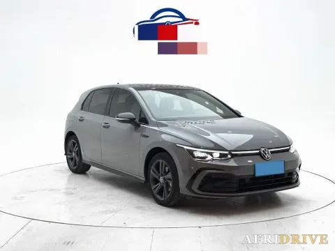 2023 Volkswagen Golf 3