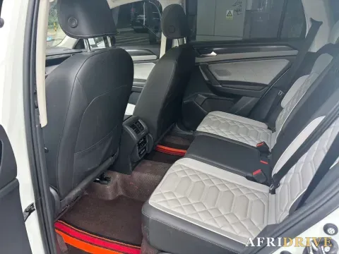 2023 Volkswagen Tayron 6
