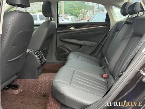 2022 Volkswagen Passat 6