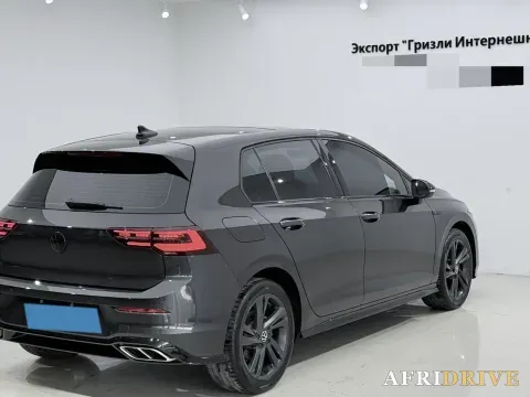 2023 Volkswagen Golf 4