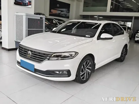2022 Volkswagen Sagitar