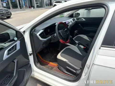 2023 Volkswagen Polo 2