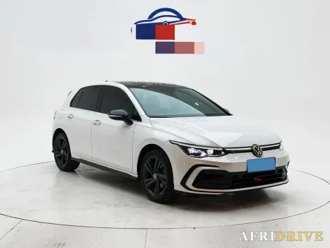 2021 Volkswagen Golf 3
