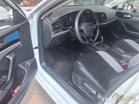 2022 Volkswagen Sagitar 2