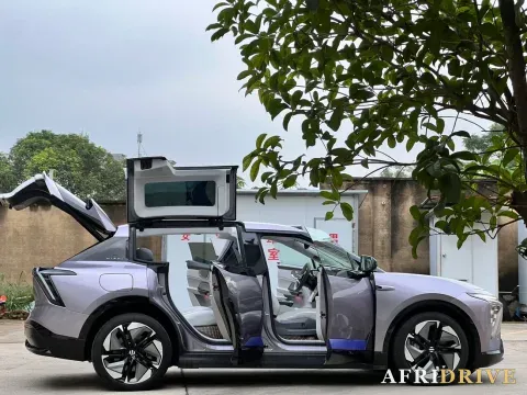 2023 HiPhi Y 8