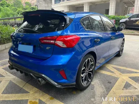 2020 Ford Focus 5