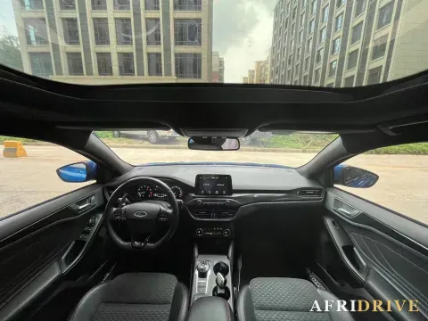 2020 Ford Focus 8