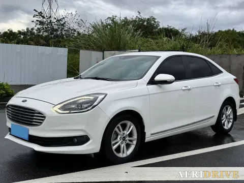2019 Ford Escort