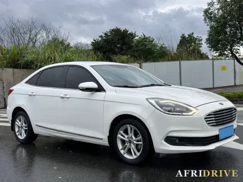 2019 Ford Escort 3