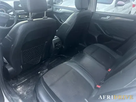 2019 Ford Focus 4