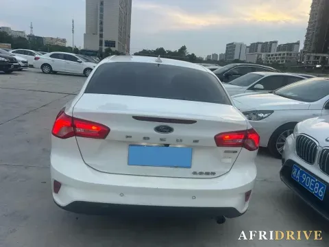 2019 Ford Focus 6