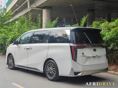2023 GAC Trumpchi M8 5