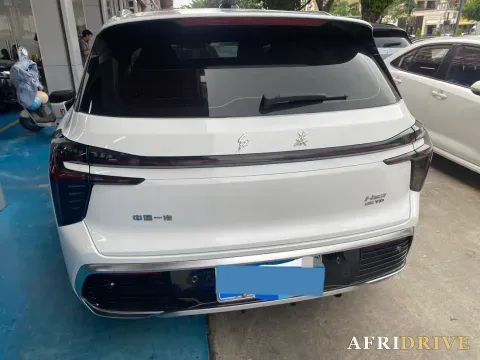 2023 HongQi HS3 3