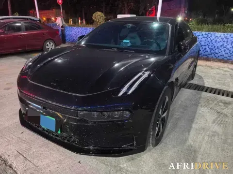 2023 Zeekr 001