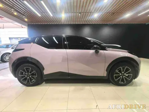 2024 Zeekr X 7