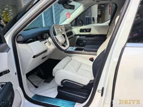 2025 Zeekr 9X 3