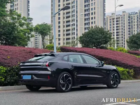 2021 Zeekr 001 4