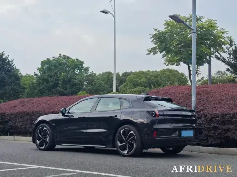 2021 Zeekr 001 6