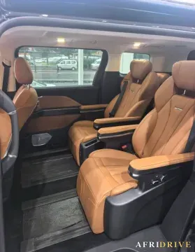 2024 HongQi HQ9 5