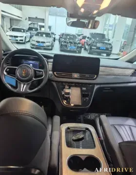 2024 HongQi HQ9 3