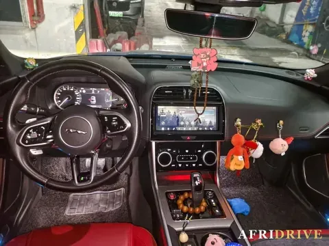2020 Jaguar XEL 5