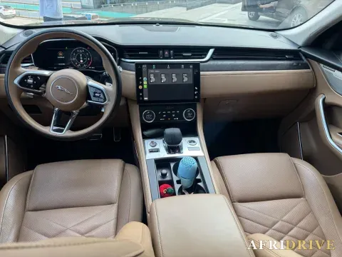 2022 Jaguar F-PACE 5