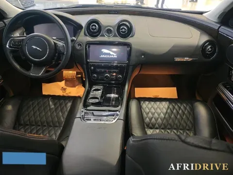 2016 Jaguar XJ 6