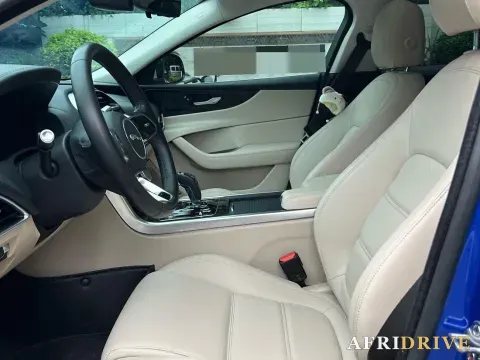2020 Jaguar XEL 5