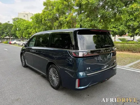 2025 Voyah Dream 7