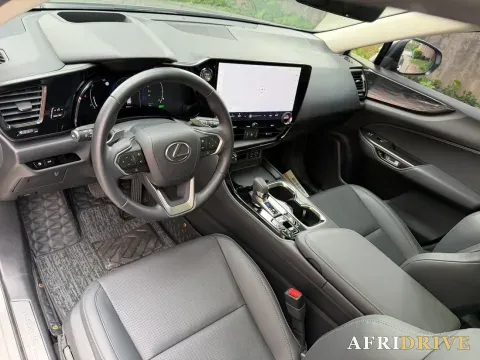 2023 Lexus NX 8