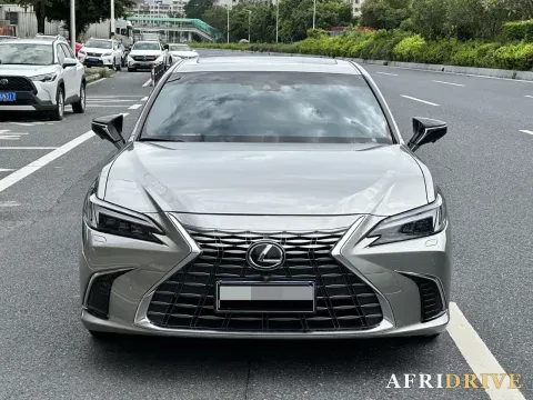2025 Lexus ES 2