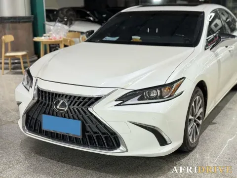 2022 Lexus ES 3