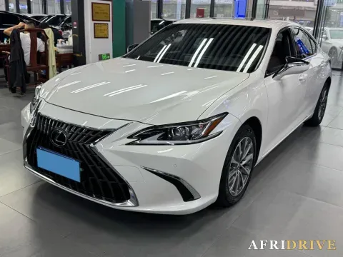 2023 Lexus ES