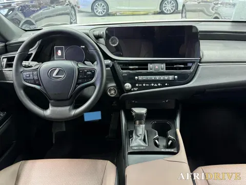 2023 Lexus ES 5