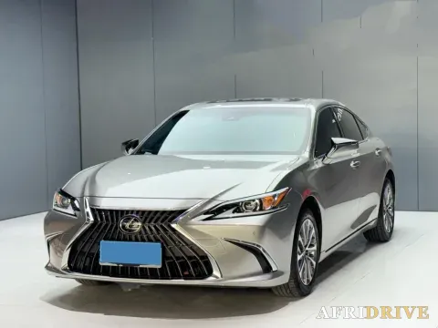 2021 Lexus ES