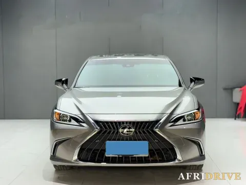 2021 Lexus ES 2