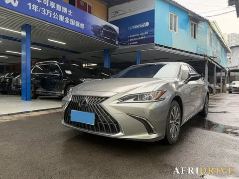 2023 Lexus ES