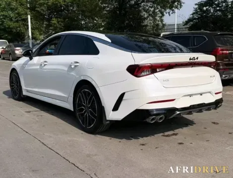 2021 Kia K5 4