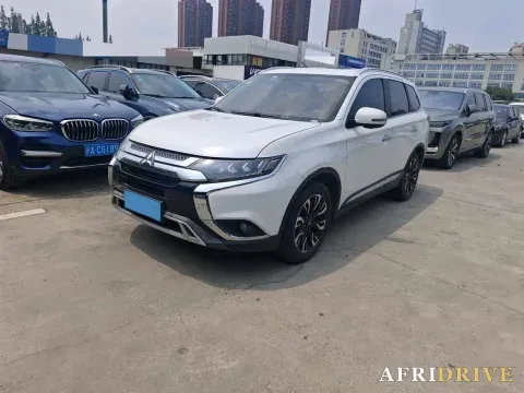 2020 Mitsubishi Outlander