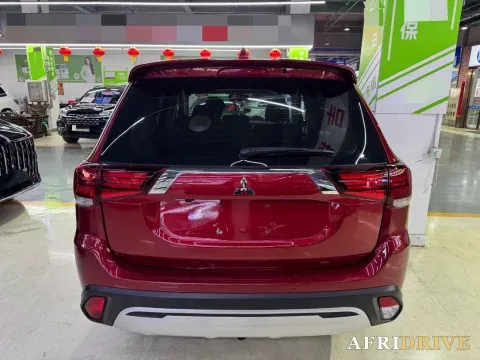 2019 Mitsubishi Outlander 8