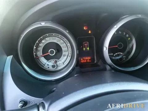 2016 Mitsubishi Pajero 8